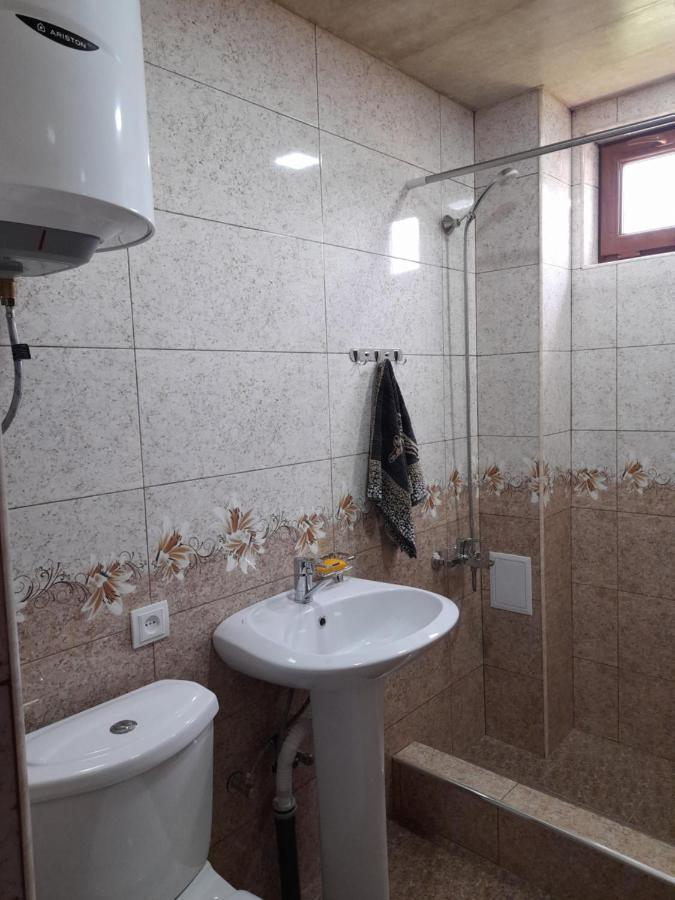 Bed and Breakfast Alexmila Tat'ev Exterior foto